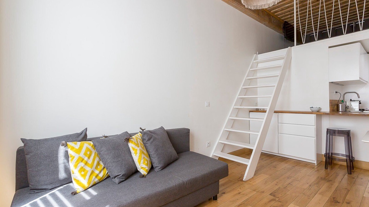 Photo of Livingroom in Carnot - Gailleton