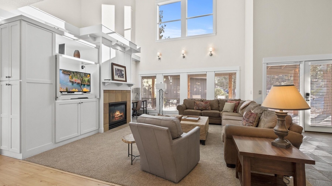 Photo of Livingroom in RiverWild