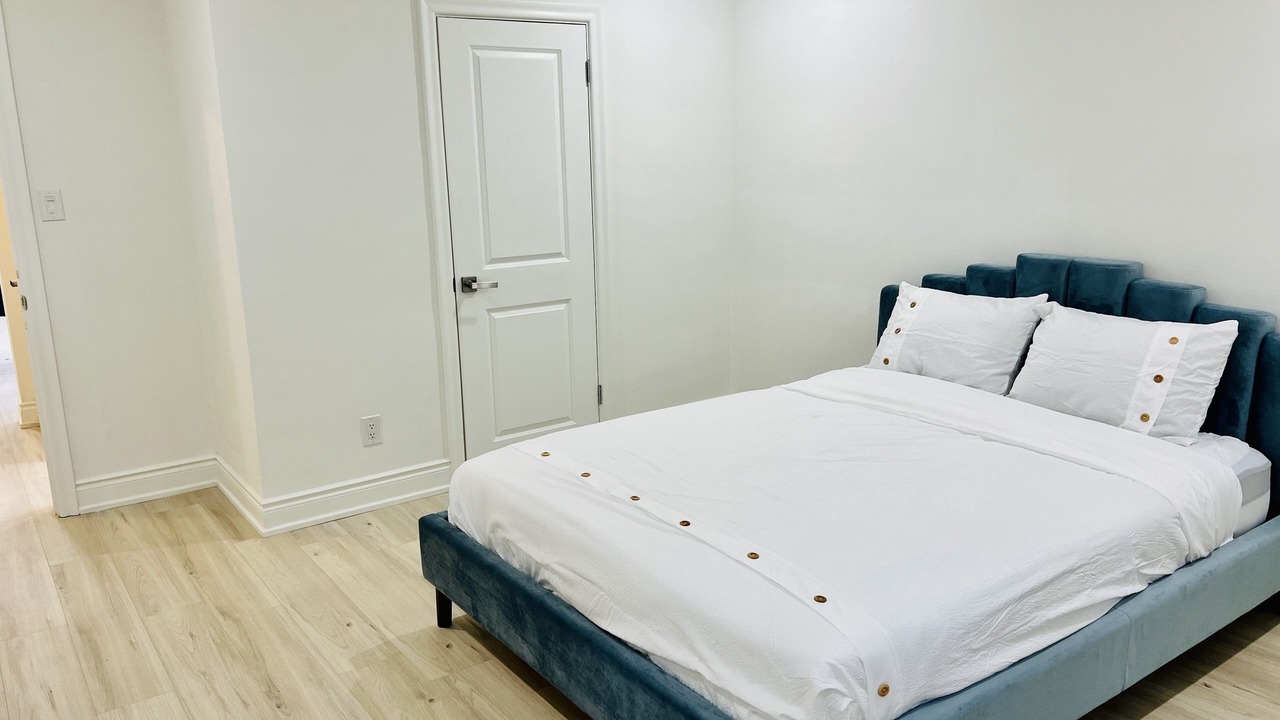 Photo of Bedroom in Midtown Toronto