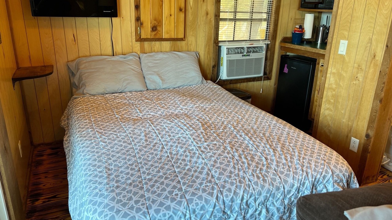 Photo of Bedroom in Canyon