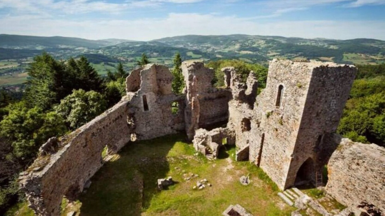 Photo of Others in Saint-Jean-Saint-Maurice-sur-Loire