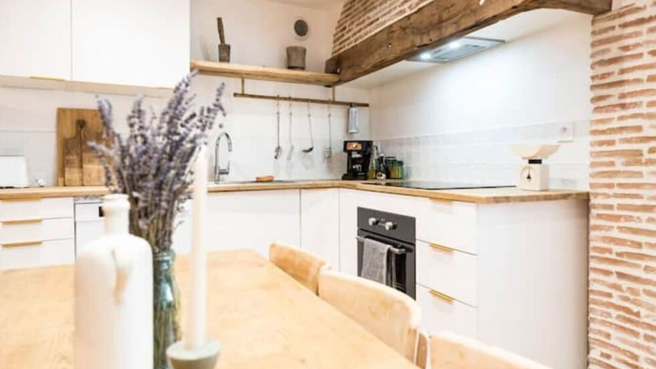Photo of Kitchen in Saint-Jean-Saint-Maurice-sur-Loire