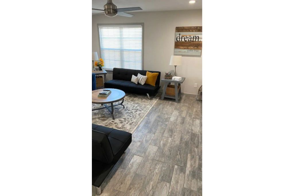 Photo of Livingroom in Thackerville