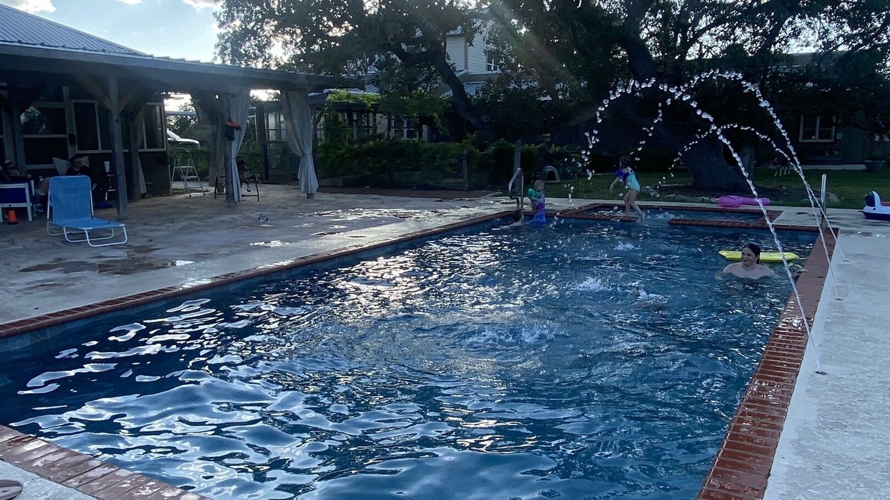 Photo of Others in Bandera