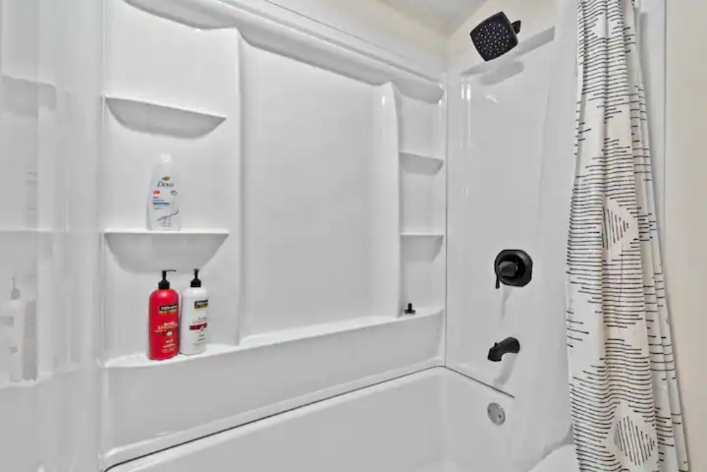 Photo of Bathroom in Seneca