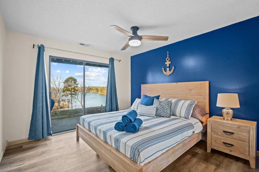 Photo of Bedroom in Seneca