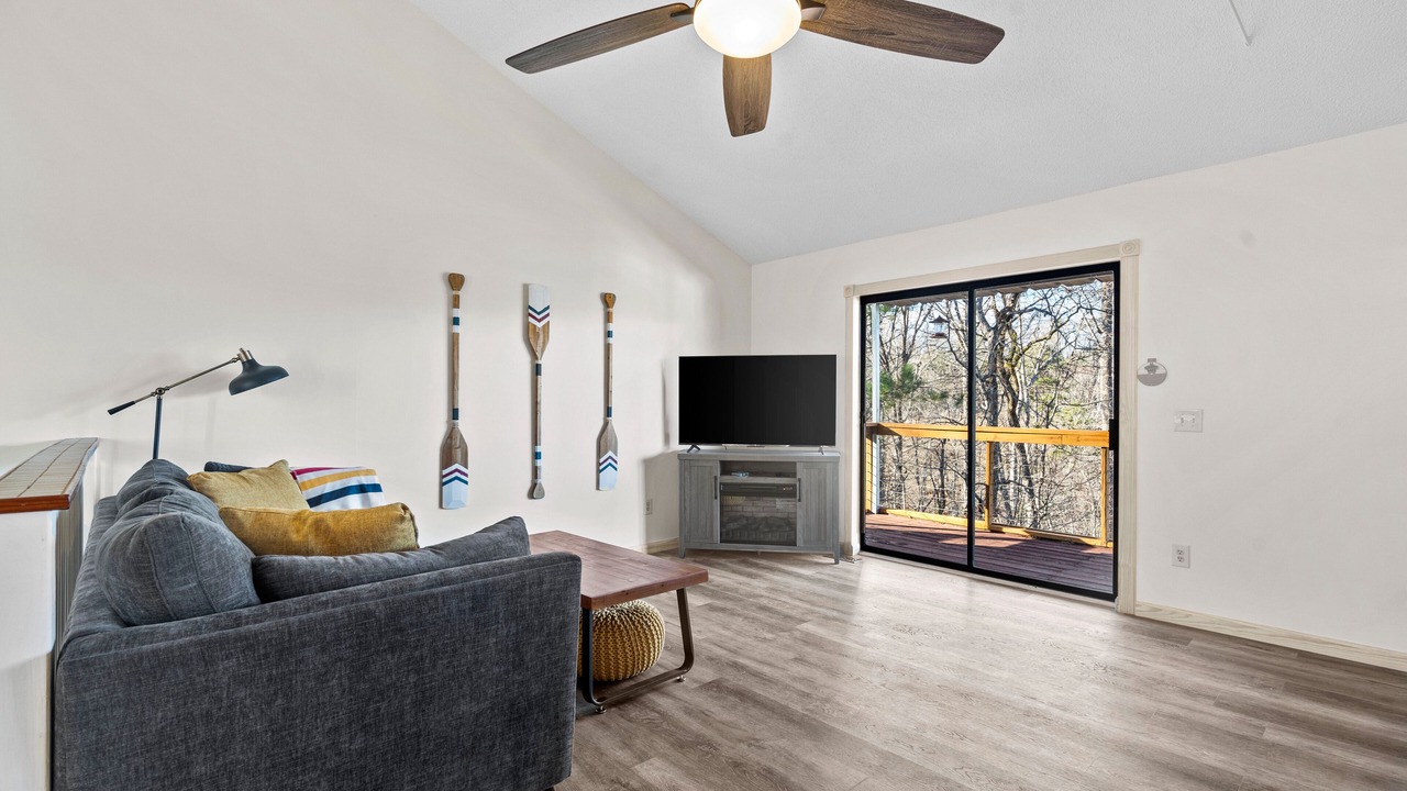 Photo of Livingroom in Seneca
