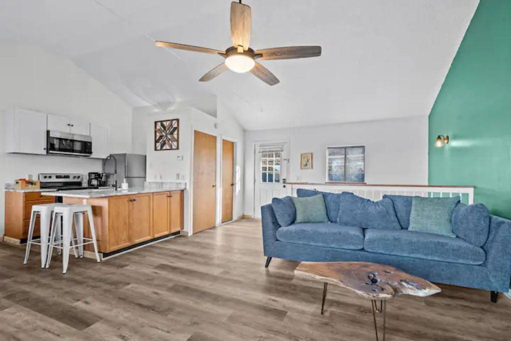 Photo of Livingroom in Seneca