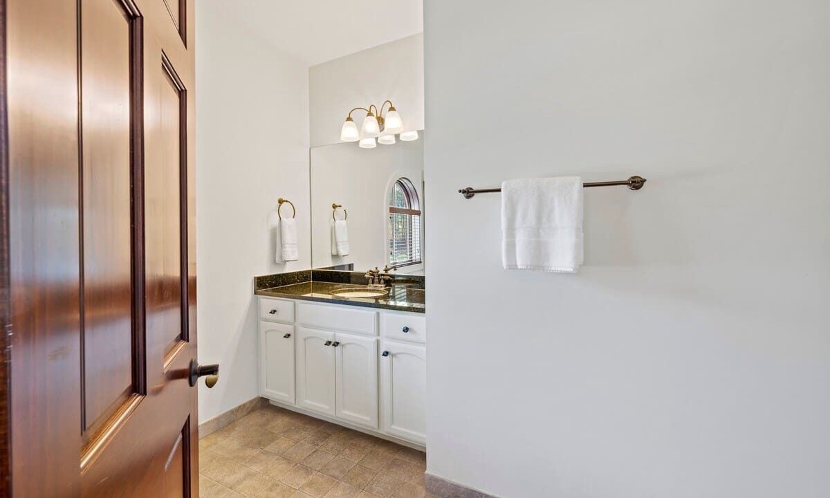 Photo of Bathroom in Eatonton