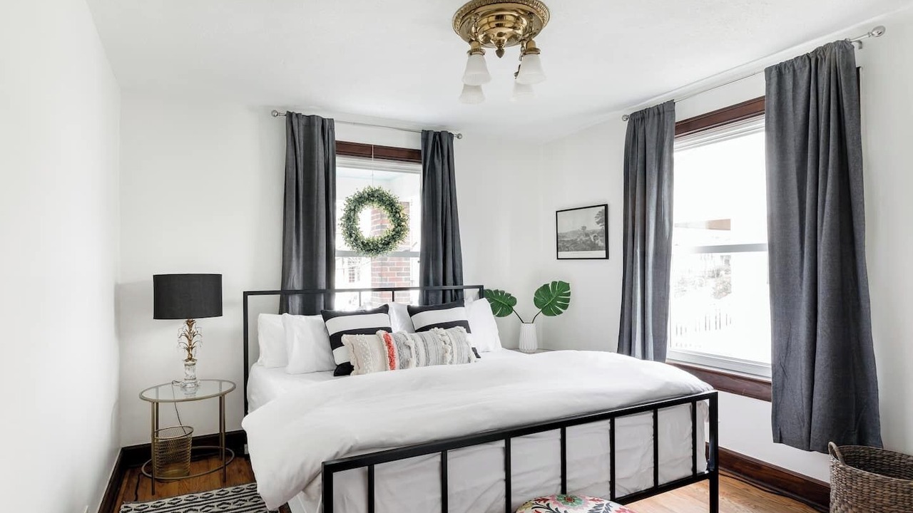 Photo of Bedroom in Lockeland Springs