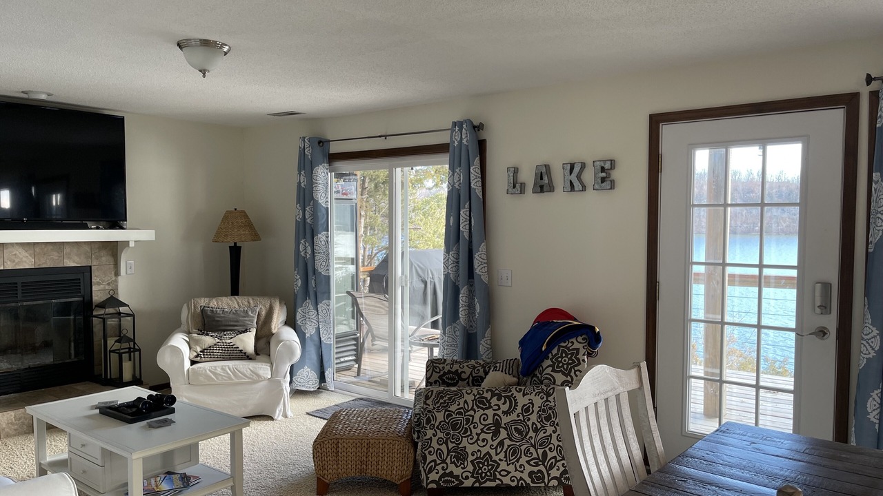 Photo of Livingroom in Sunrise Beach