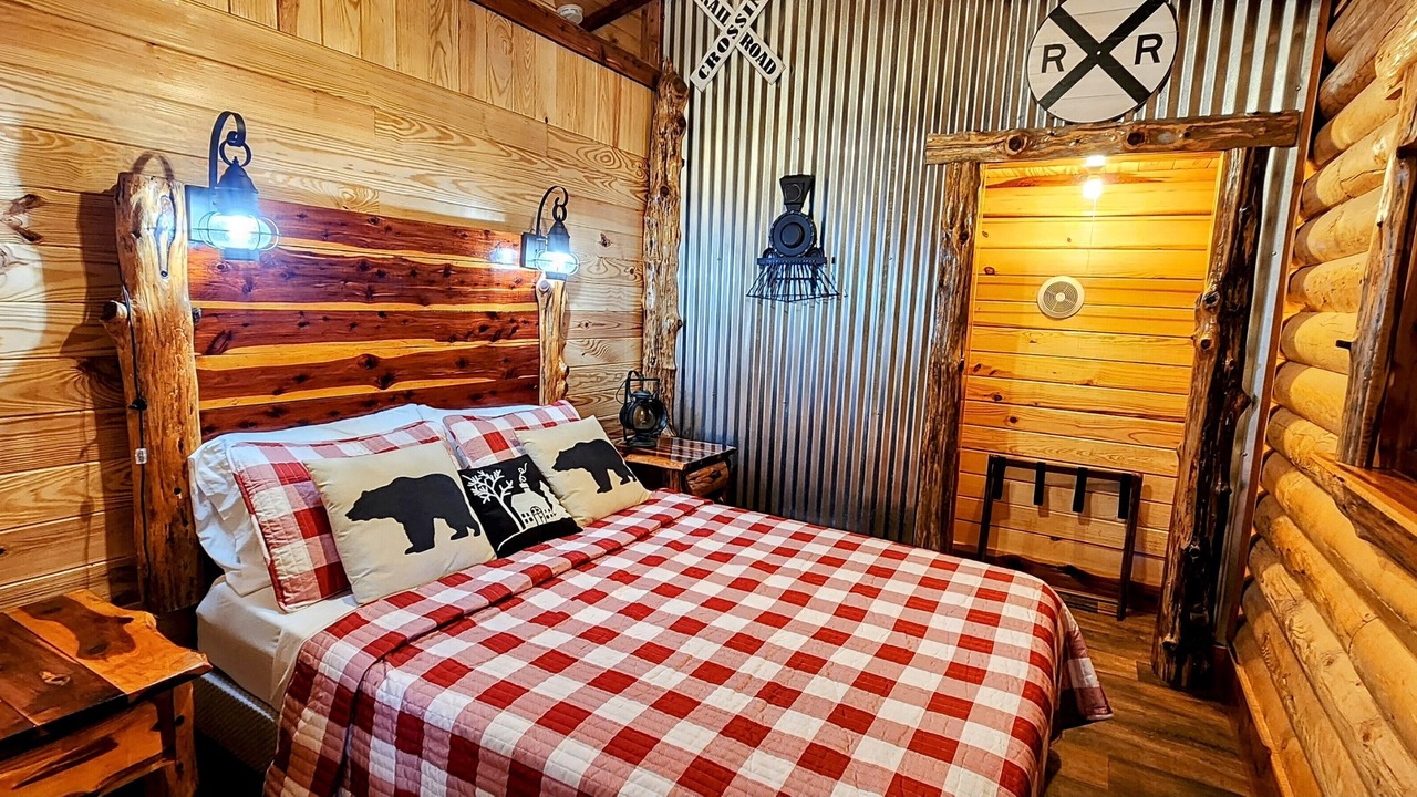 Photo of Bedroom in Mid America