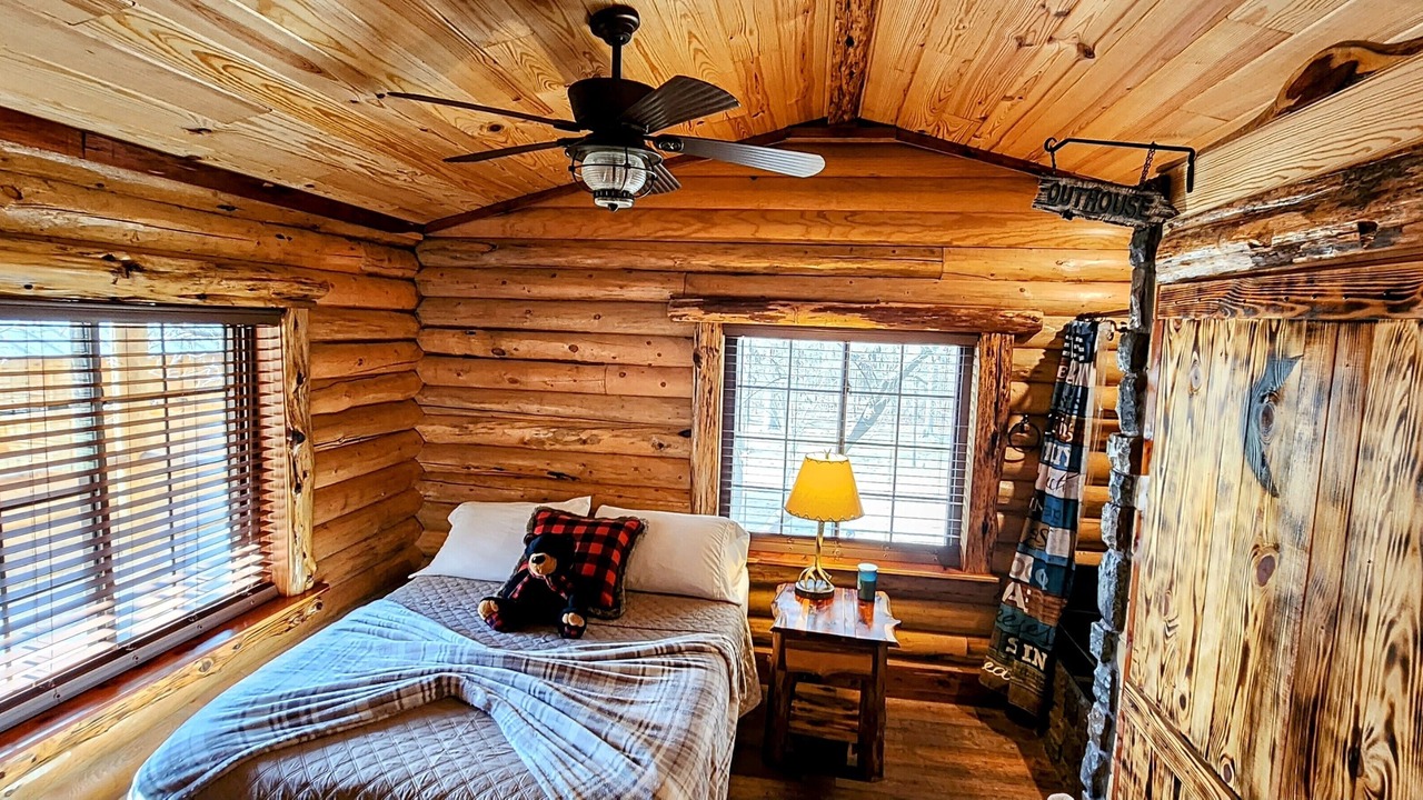 Photo of Bedroom in Mid America