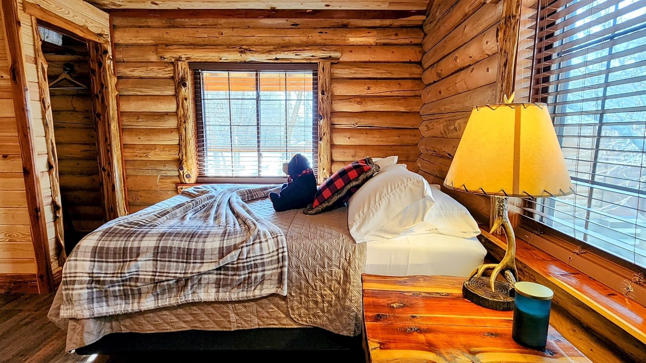 Photo of Bedroom in Mid America