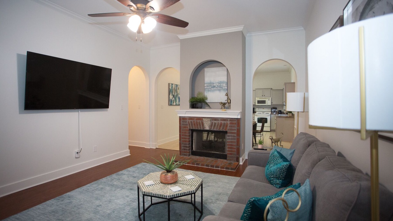 Photo of Livingroom in McCalla