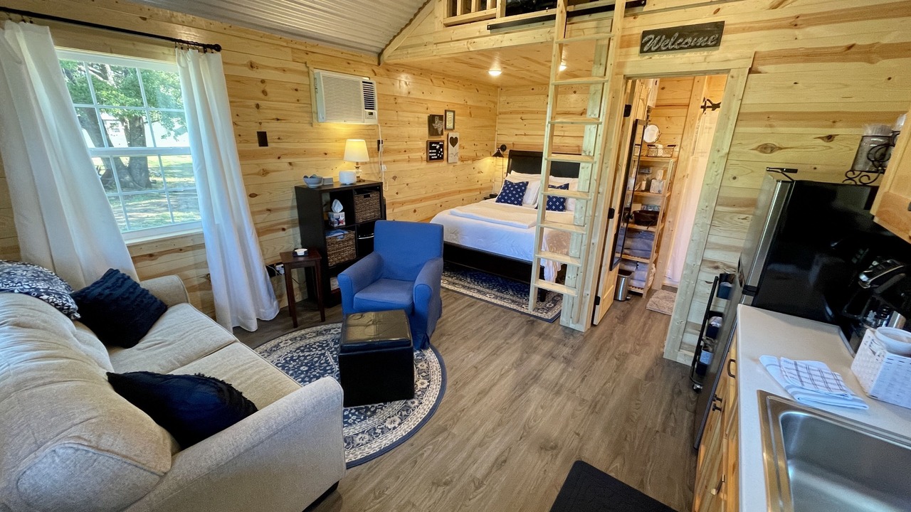 Photo of Bedroom in Grandview