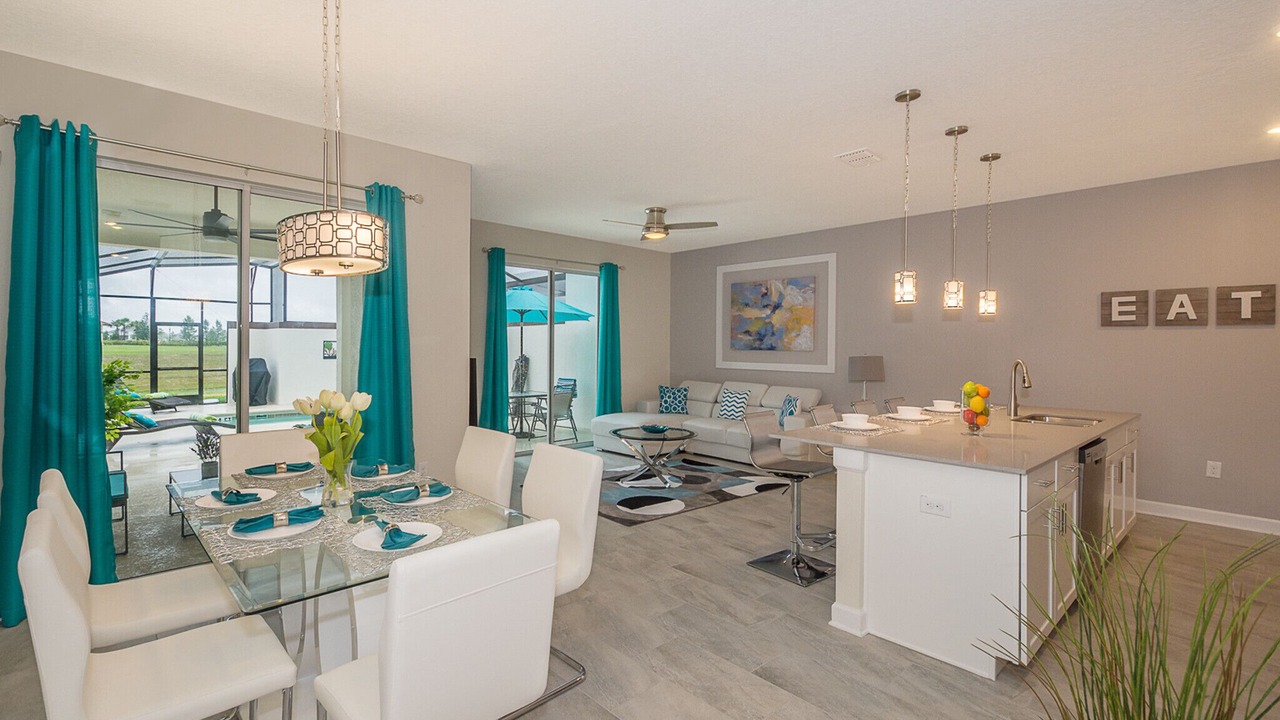 Photo of Livingroom in Davenport