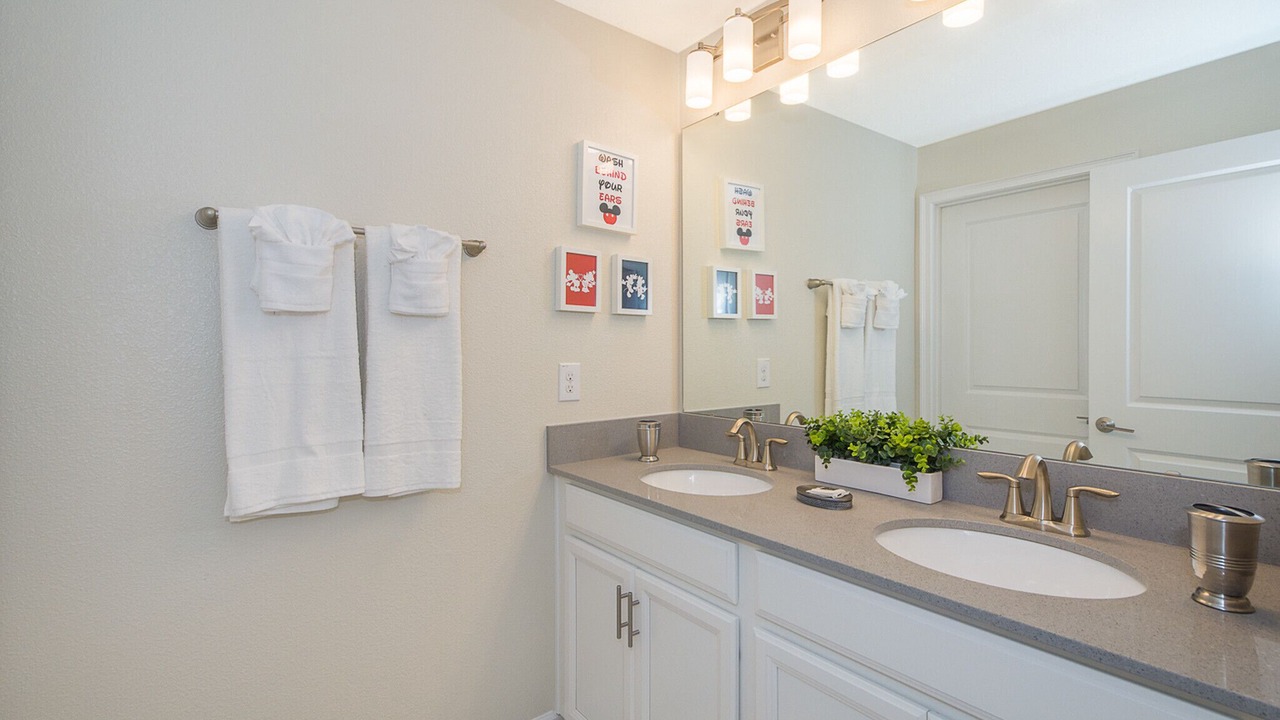 Photo of Bathroom in Davenport