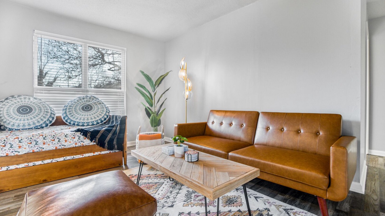 Photo of Livingroom in Jacksonville