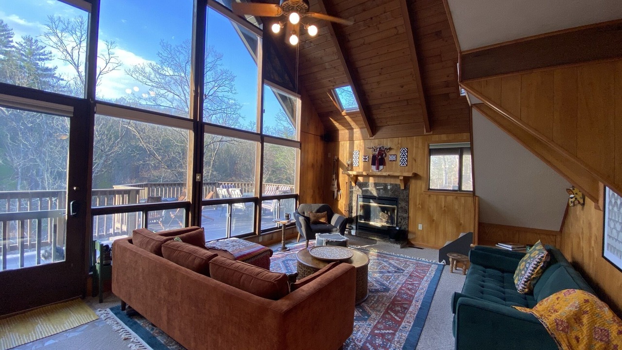 Photo of Livingroom in Mount Jackson