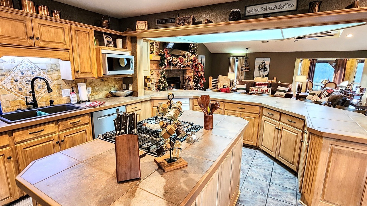 Photo of Kitchen in Royal