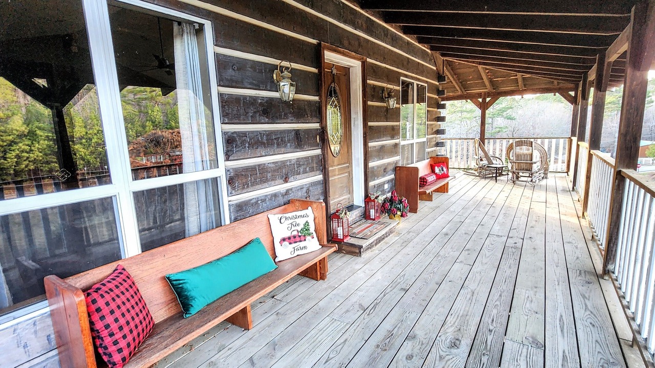 Photo of Patio Balcony in Royal