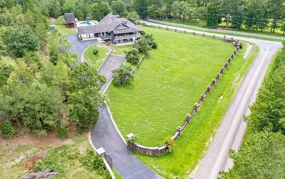Photo of Outdoor in Royal