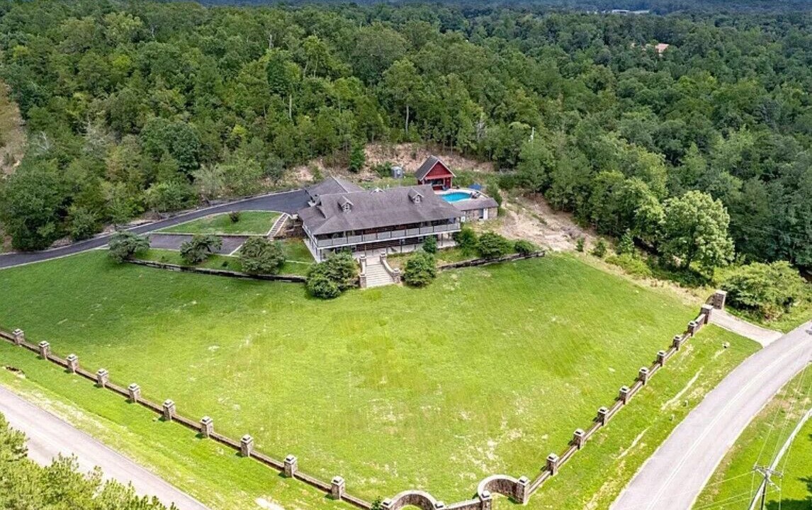 Photo of Outdoor in Royal