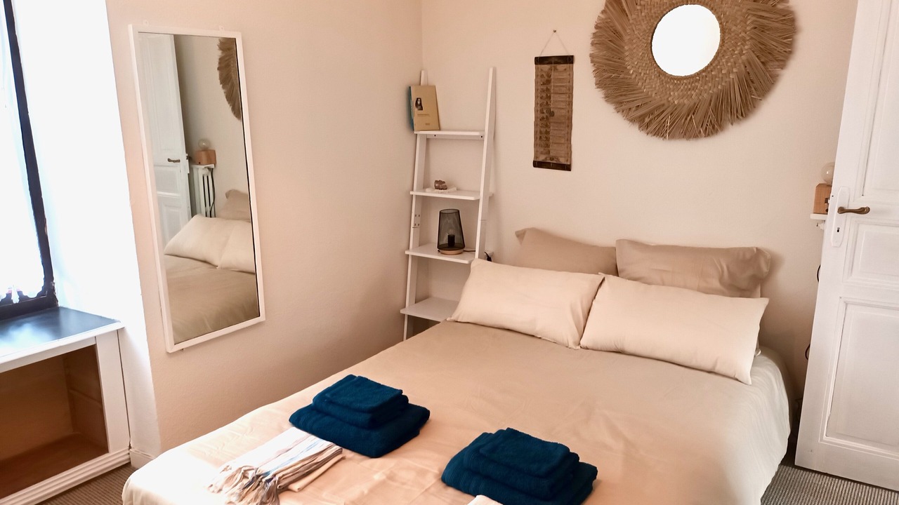 Photo of Bedroom in Crespin
