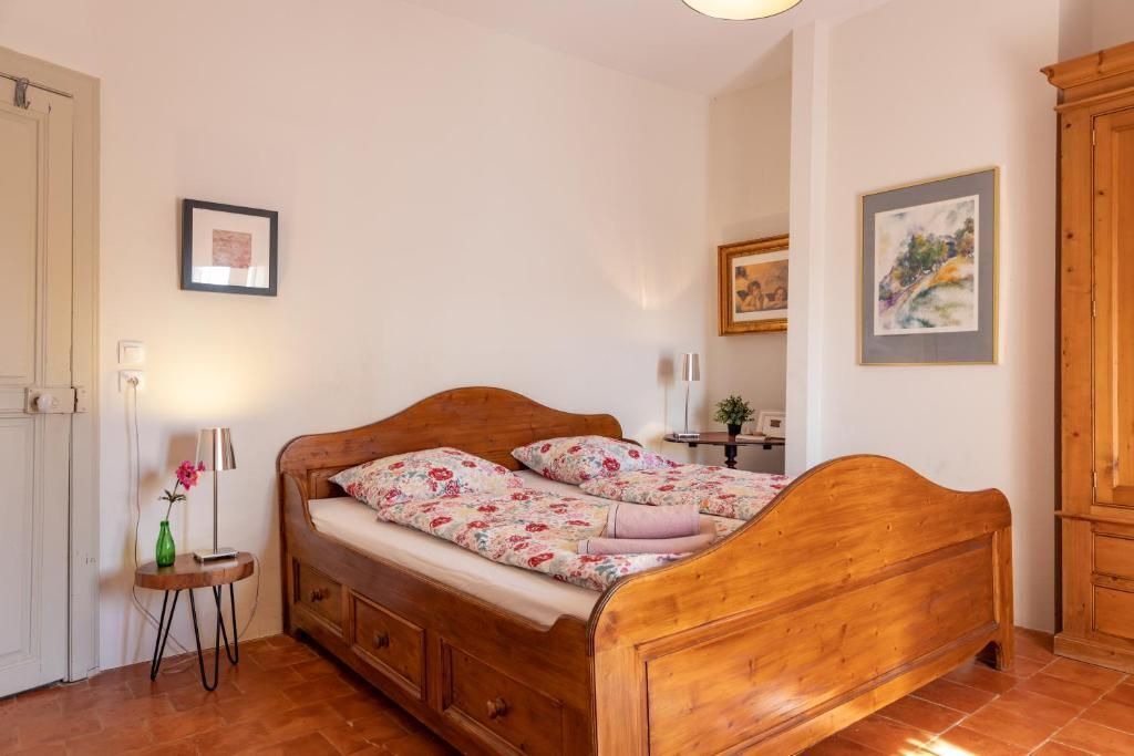 Photo of Bedroom in Tourbes