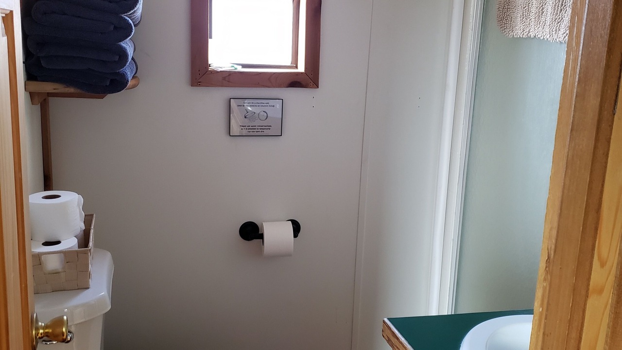 Photo of Bathroom in Canyon