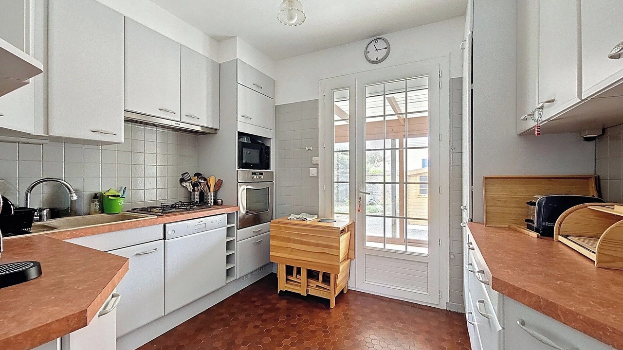 Photo of Kitchen in Bernieres-sur-Mer