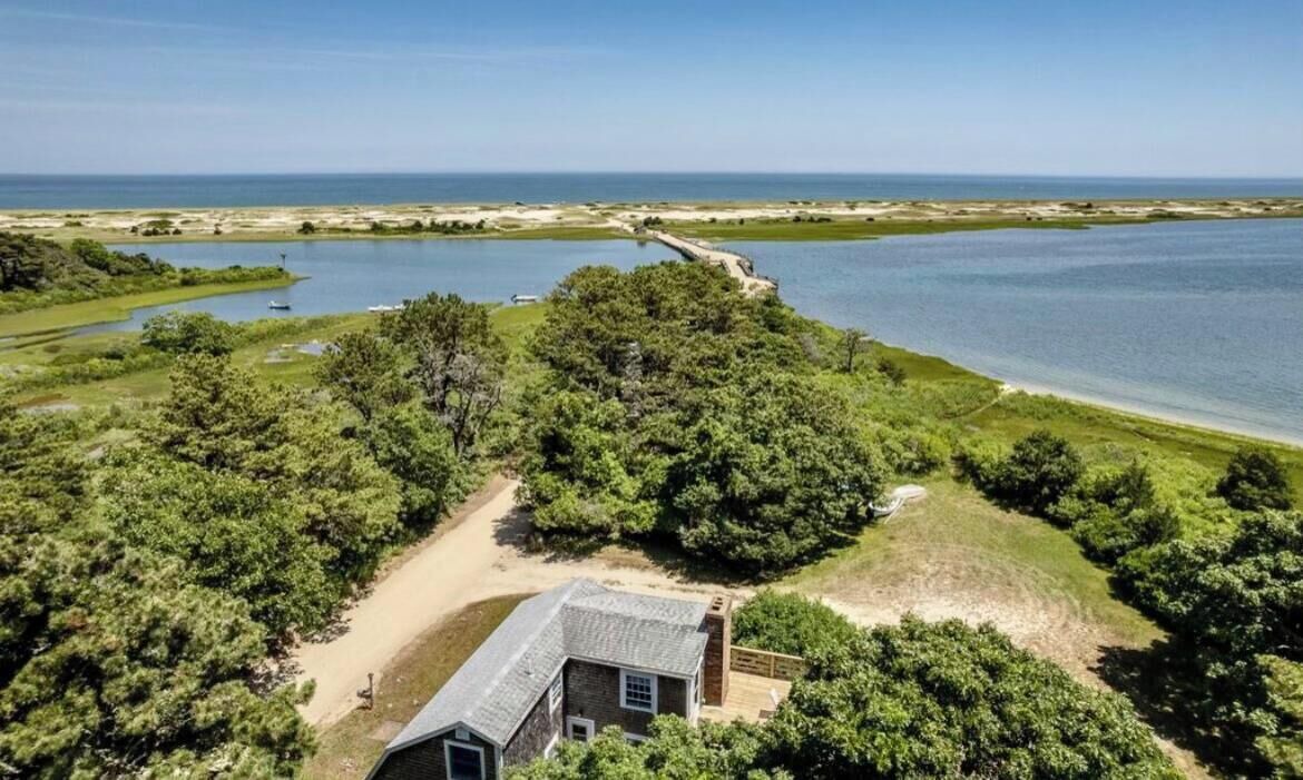 Photo of Others in Edgartown