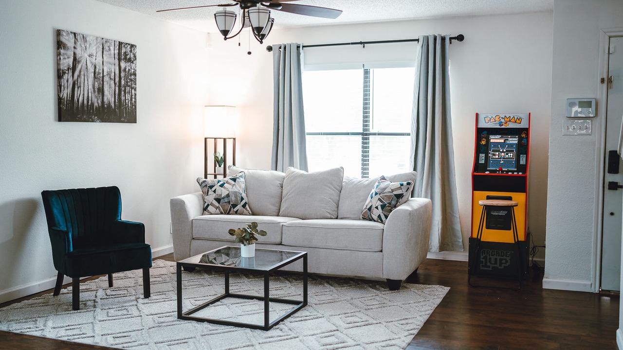 Photo of Livingroom in Medical Center District
