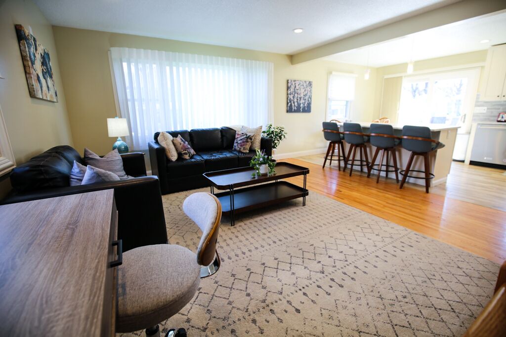 Photo of Livingroom in St. Anthony West