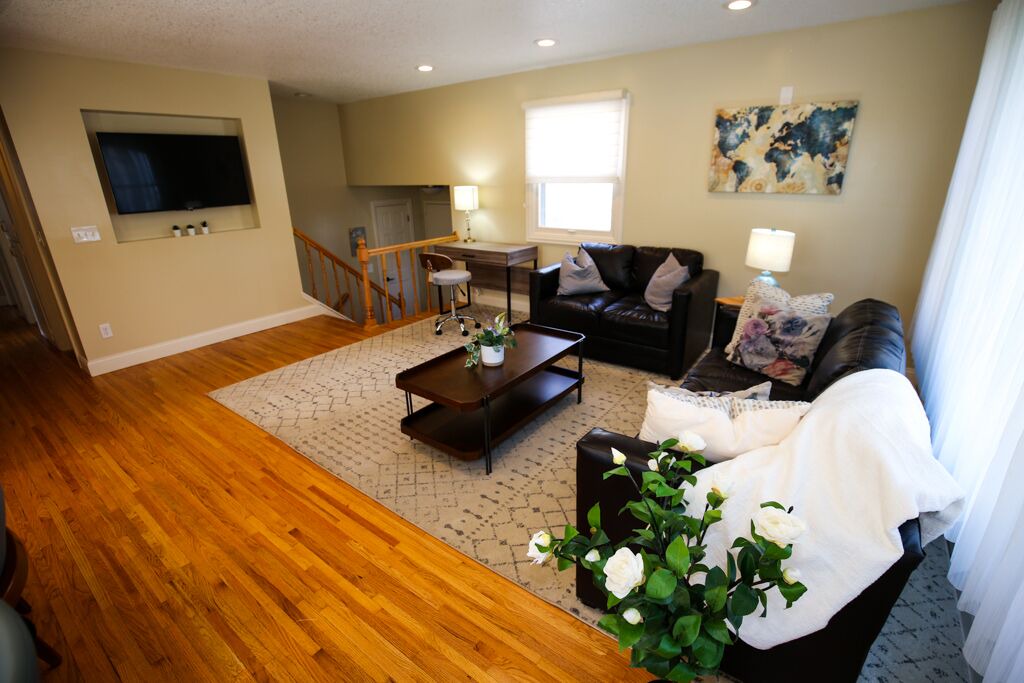 Photo of Livingroom in St. Anthony West
