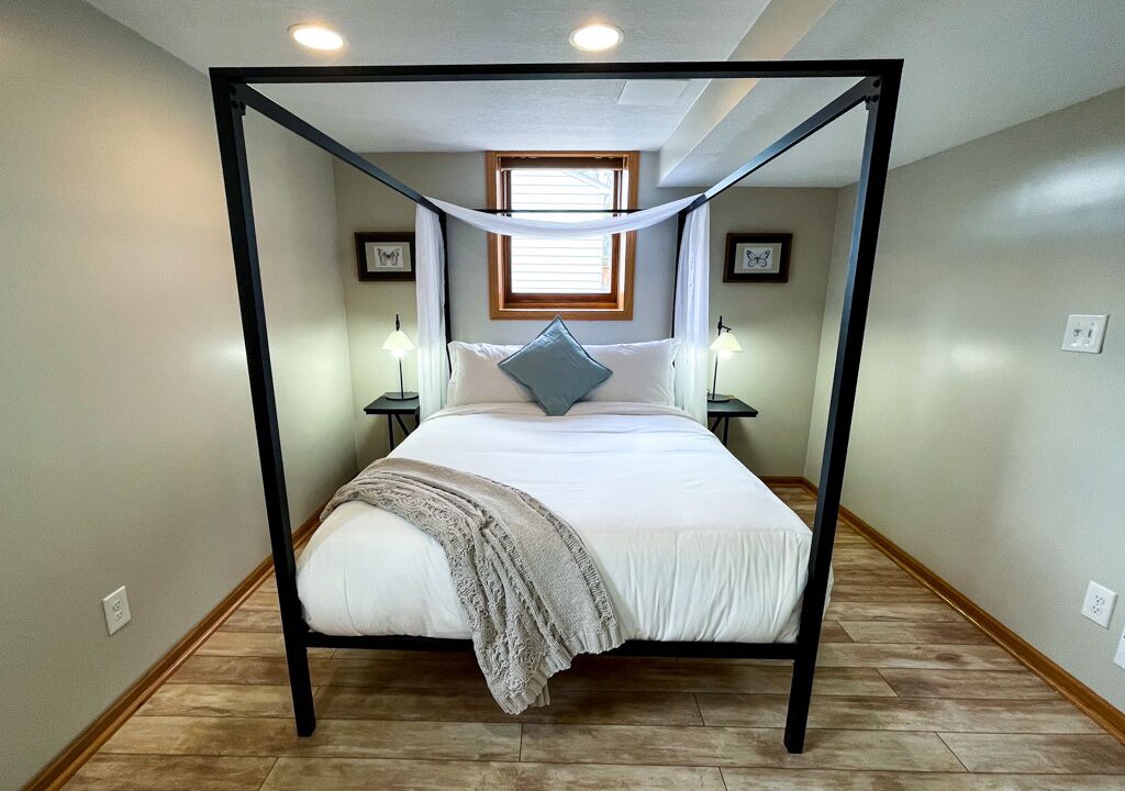 Photo of Bedroom in St. Anthony West
