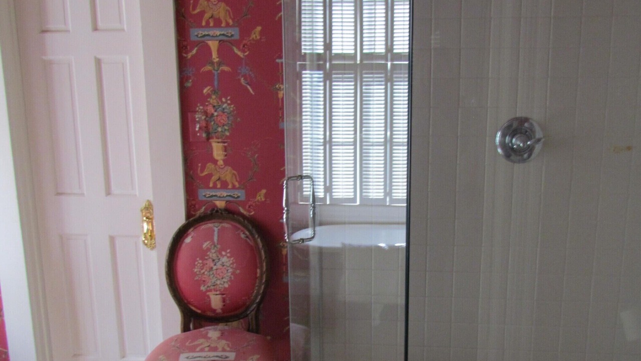 Photo of Bathroom in Natchitoches