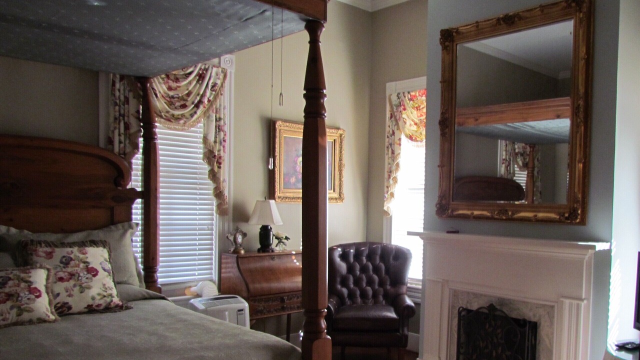 Photo of Bedroom in Natchitoches