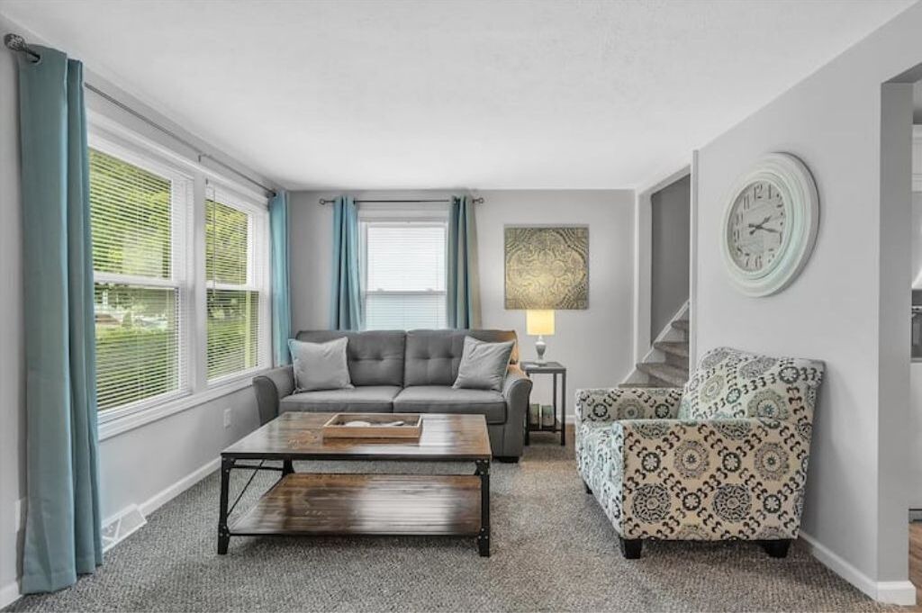 Photo of Livingroom in Willoughby