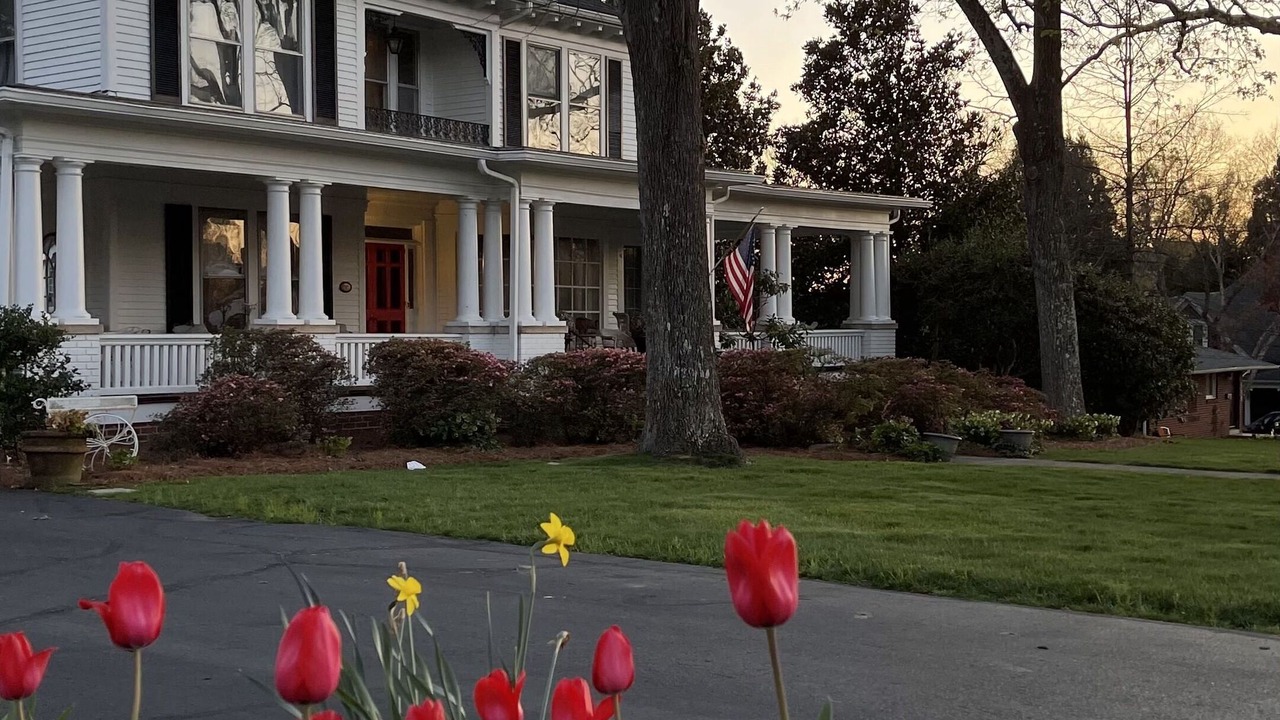 Photo of Outdoor in Hickory