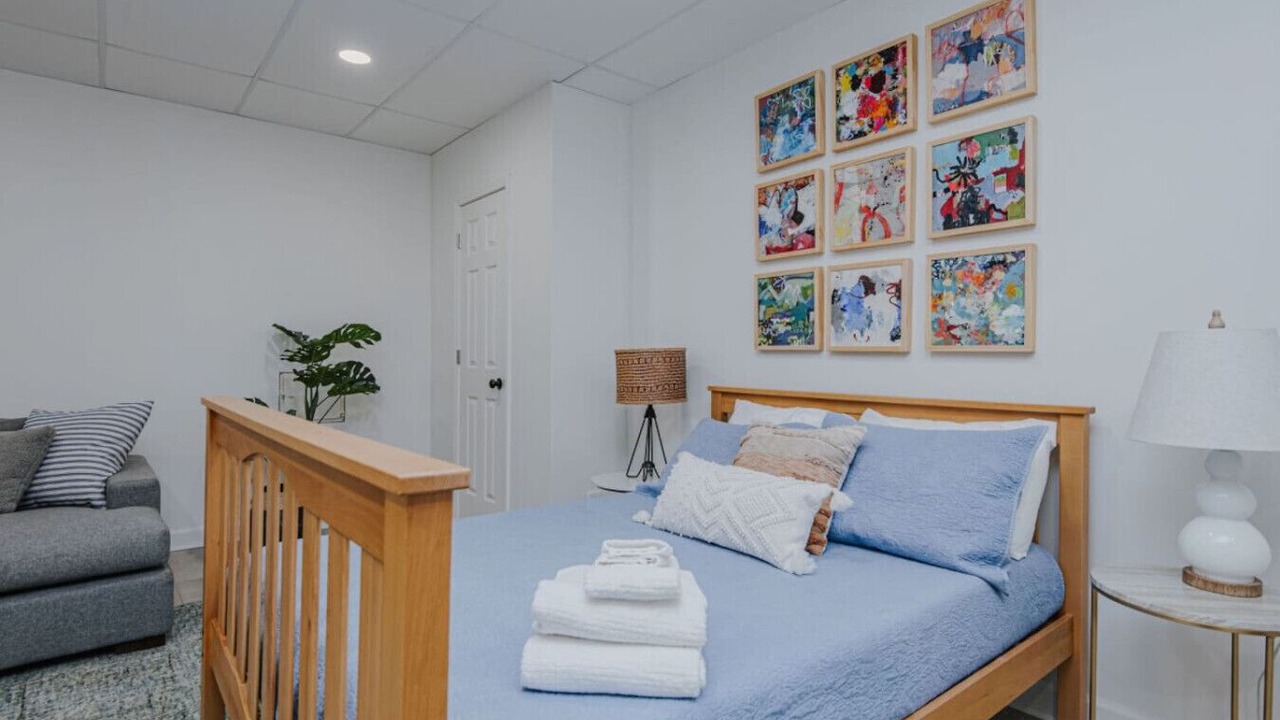 Photo of Bedroom in Old Irving Park