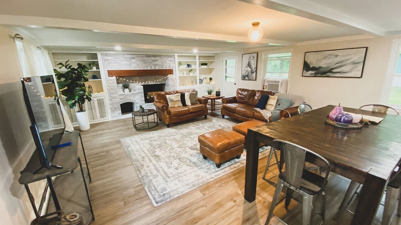 Photo of Livingroom in Southington