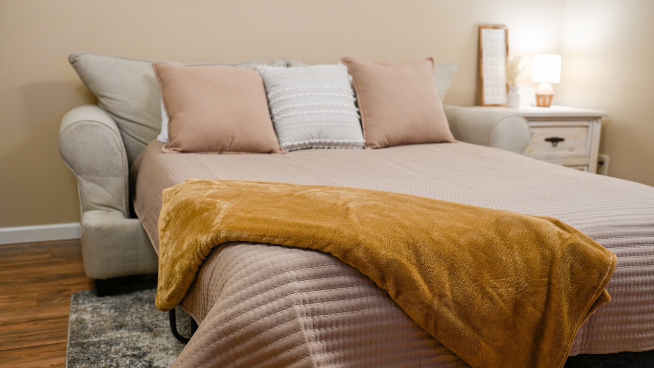 Photo of Bedroom in Groveoak