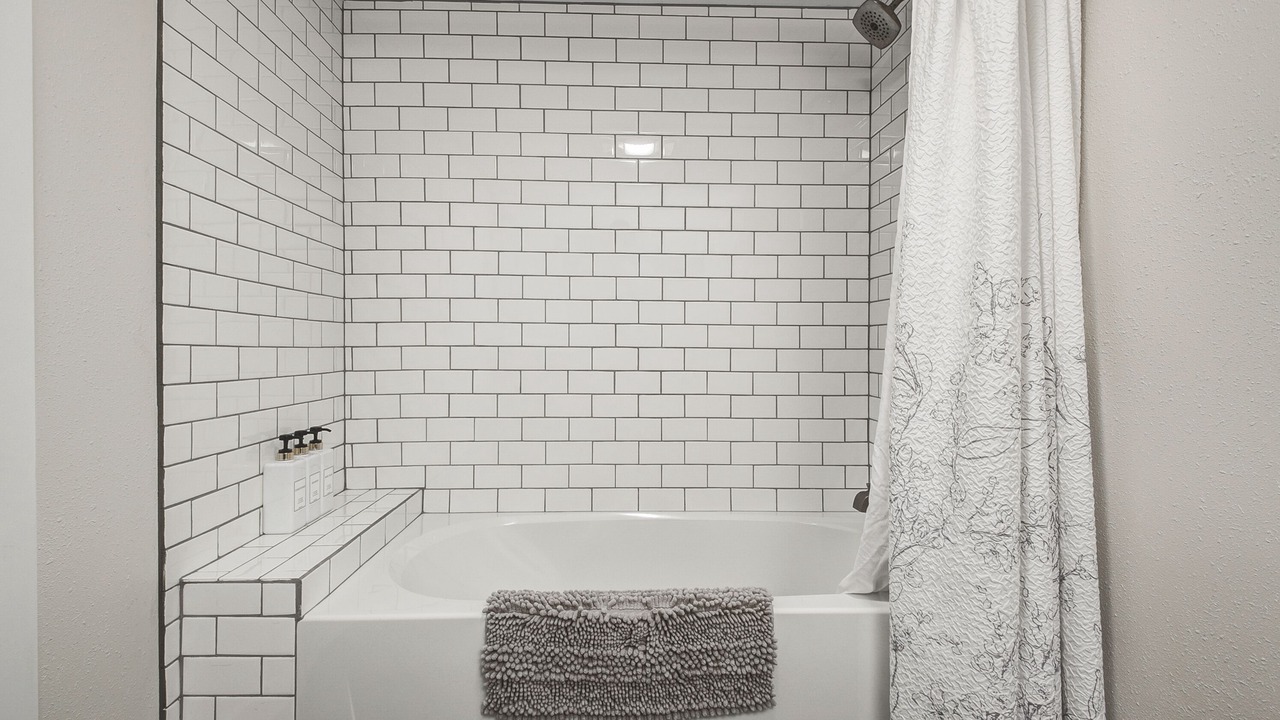 Photo of Bathroom in Riverbend