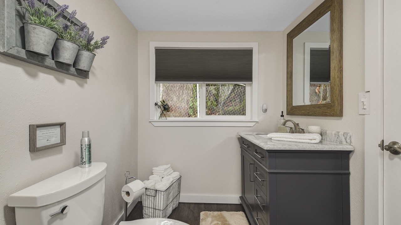 Photo of Bathroom in Riverbend