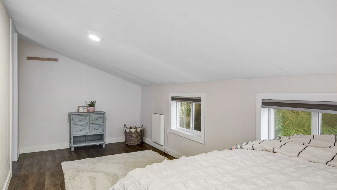 Photo of Bedroom in Riverbend