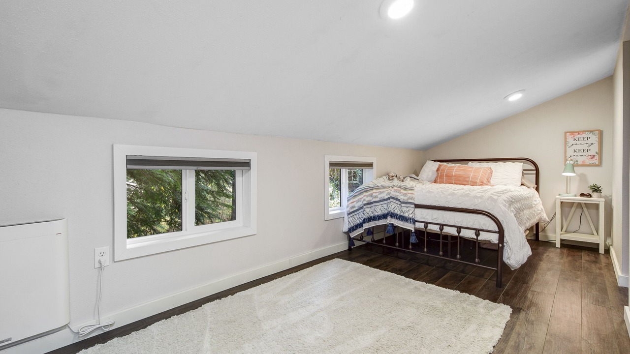 Photo of Bedroom in Riverbend