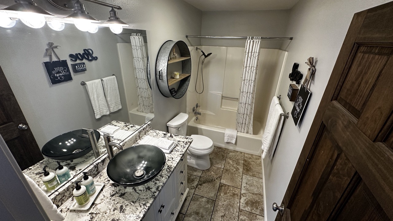 Photo of Bathroom in Alpine