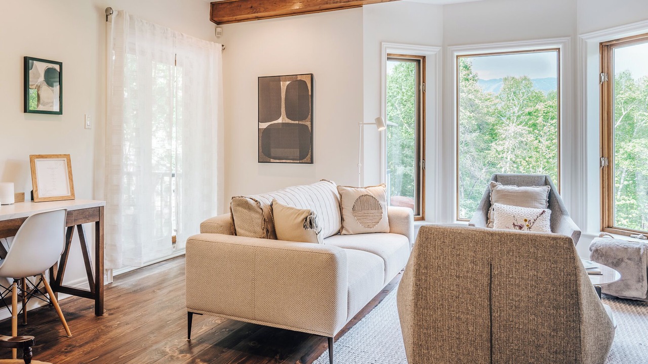 Photo of Livingroom in Mont-Tremblant